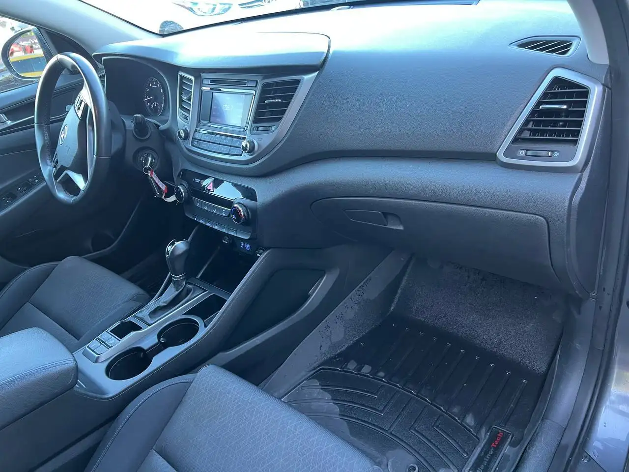 Hyundai TUCSON снимка Hyundai TUCSON