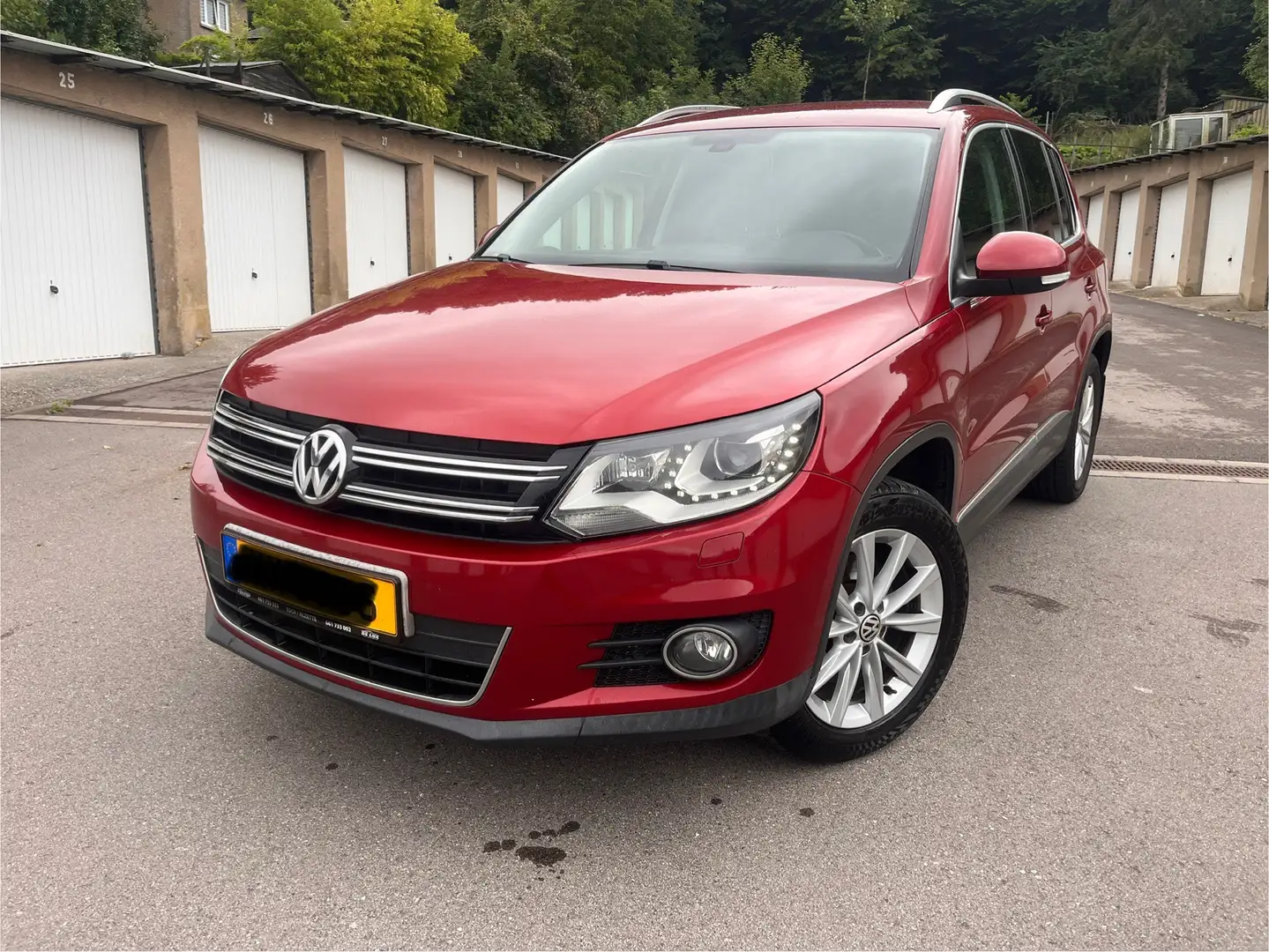 Volkswagen Tiguan 2.0 TDI DPF 4Motion BlueMotion Techn. DSG Sport & - 1