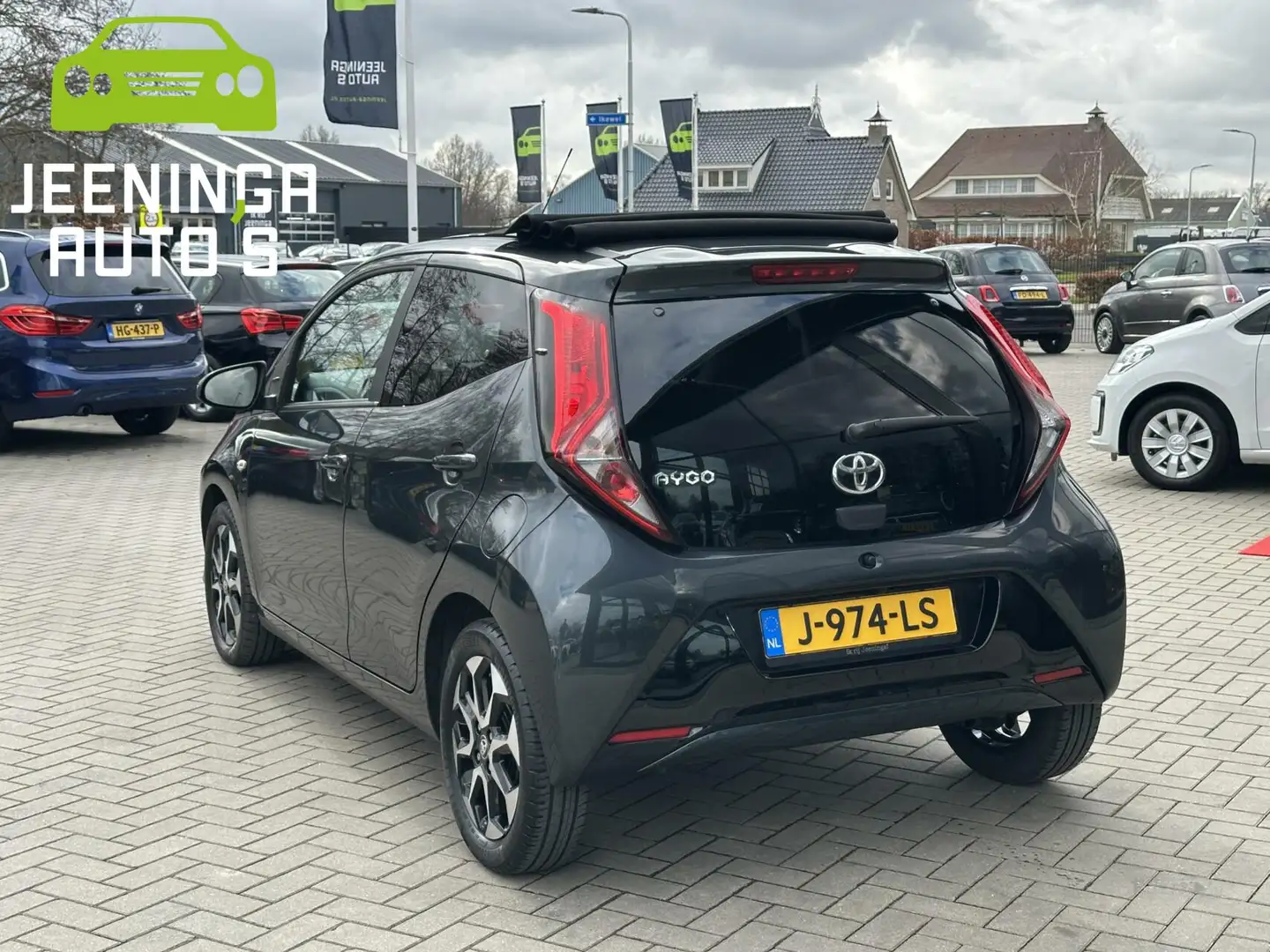 Toyota Aygo 1.0 VVT-i x-joy cabrio | Apple carplay | Camera Gris - 2