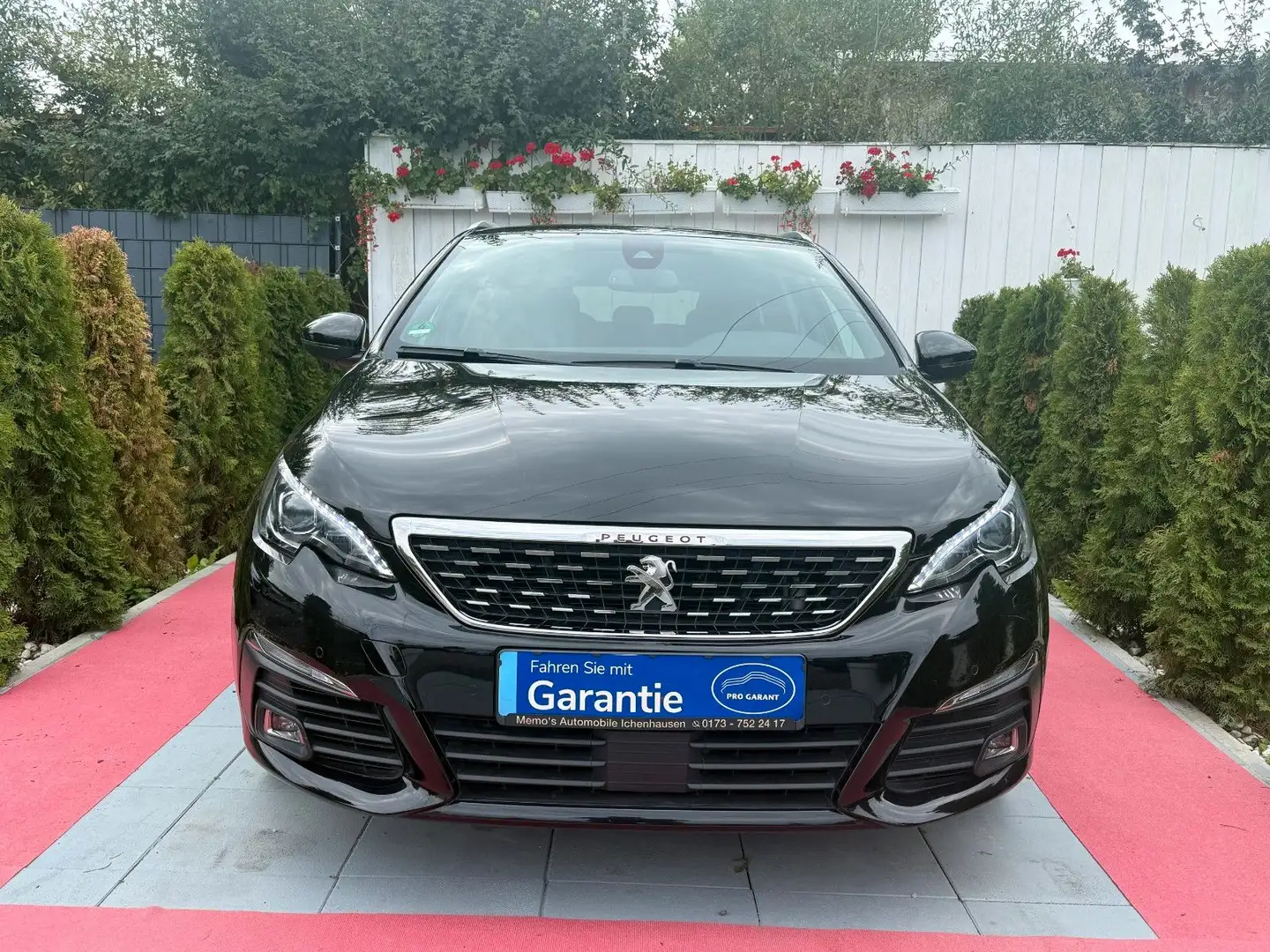 Peugeot 308 SW Allure*GT -LINE*AUT* Schwarz - 2