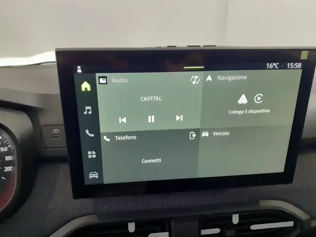 Dacia Sandero view 12