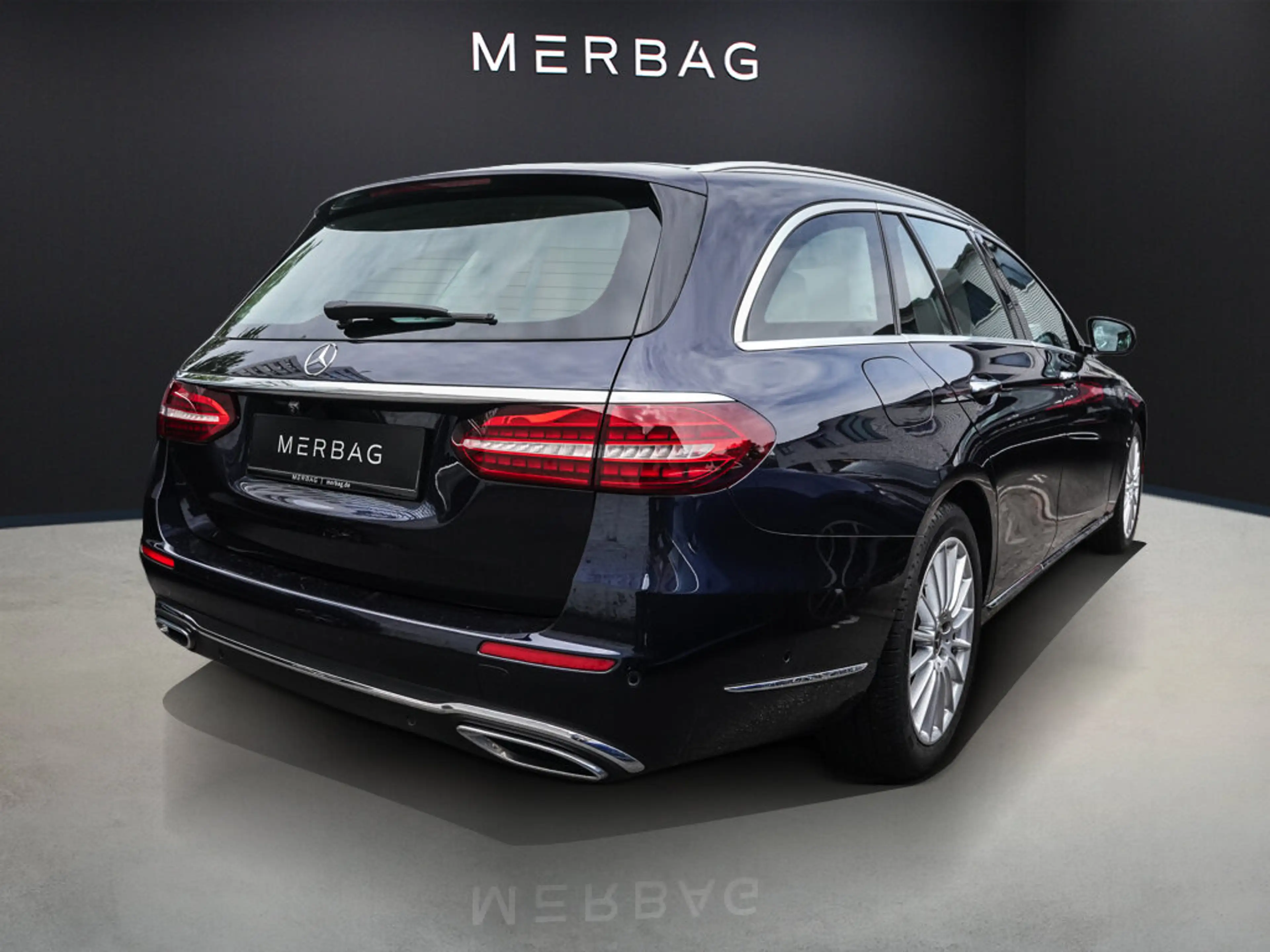 Mercedes-Benz E 400 E 400 d 4M T EXCLUSIVE STH MASSAGE. DISTRONIC HUD — photo 2