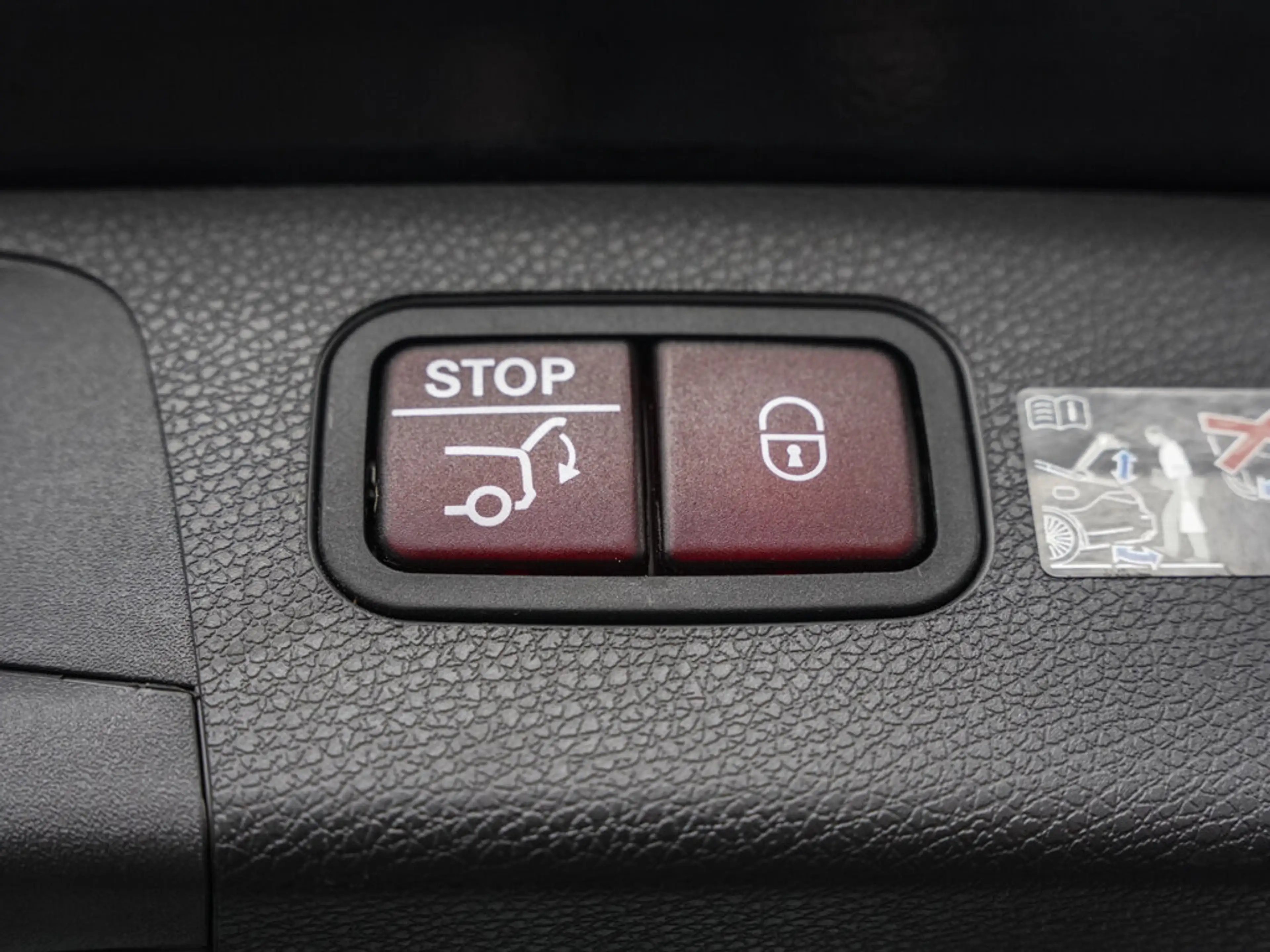 Mercedes-Benz E 400 E 400 d 4M T EXCLUSIVE STH MASSAGE. DISTRONIC HUD — photo 15