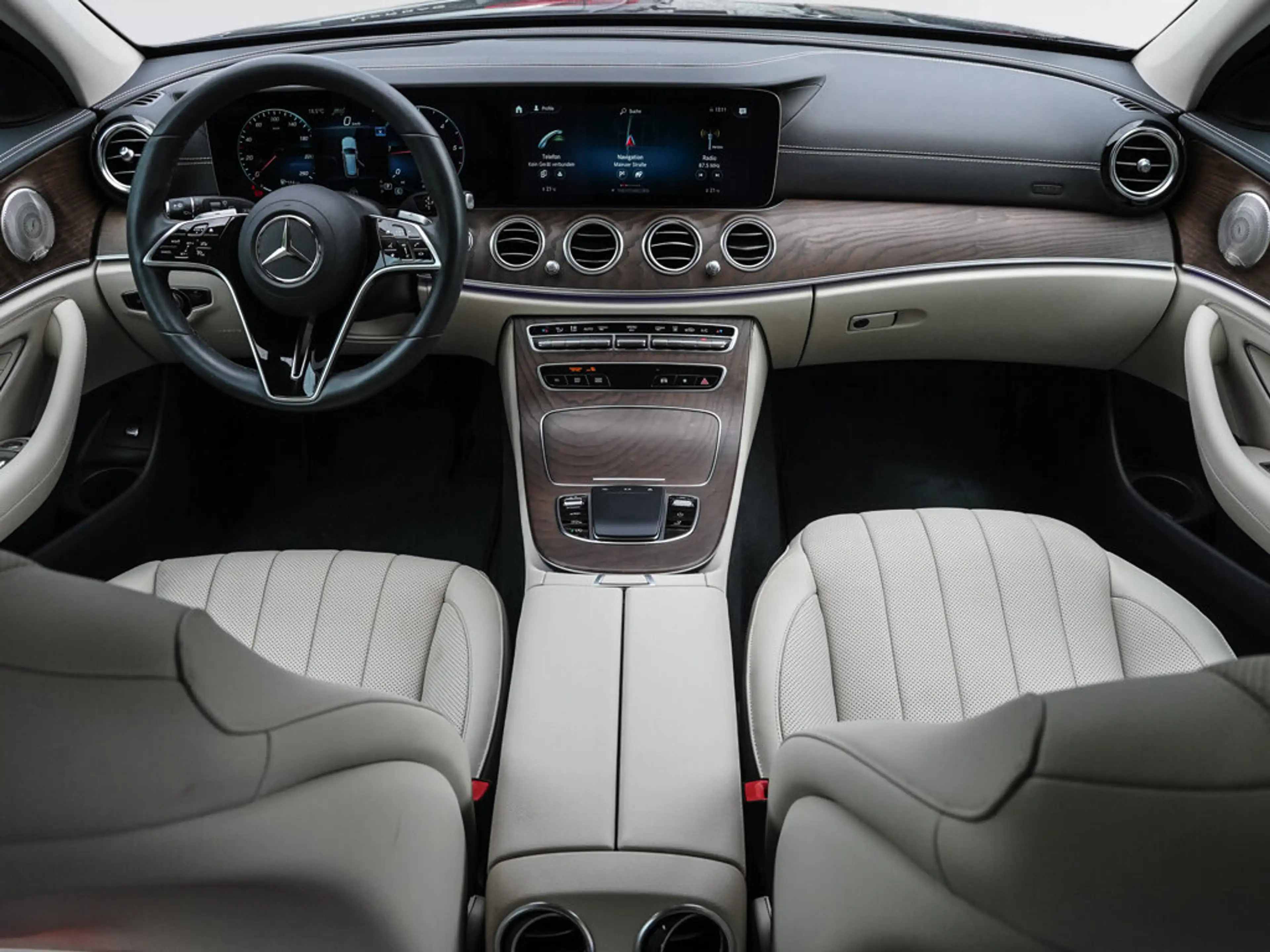 Mercedes-Benz E 400 E 400 d 4M T EXCLUSIVE STH MASSAGE. DISTRONIC HUD — photo 8