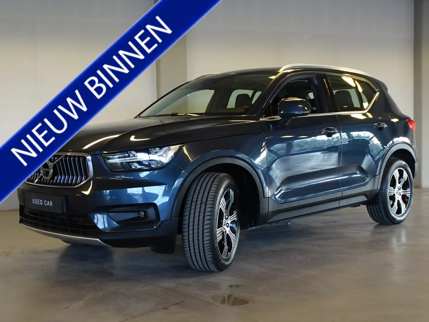 Volvo XC40 1.5 T3 Inscription | ACC | Panoramadak | 360 Kamer Blauw - 1