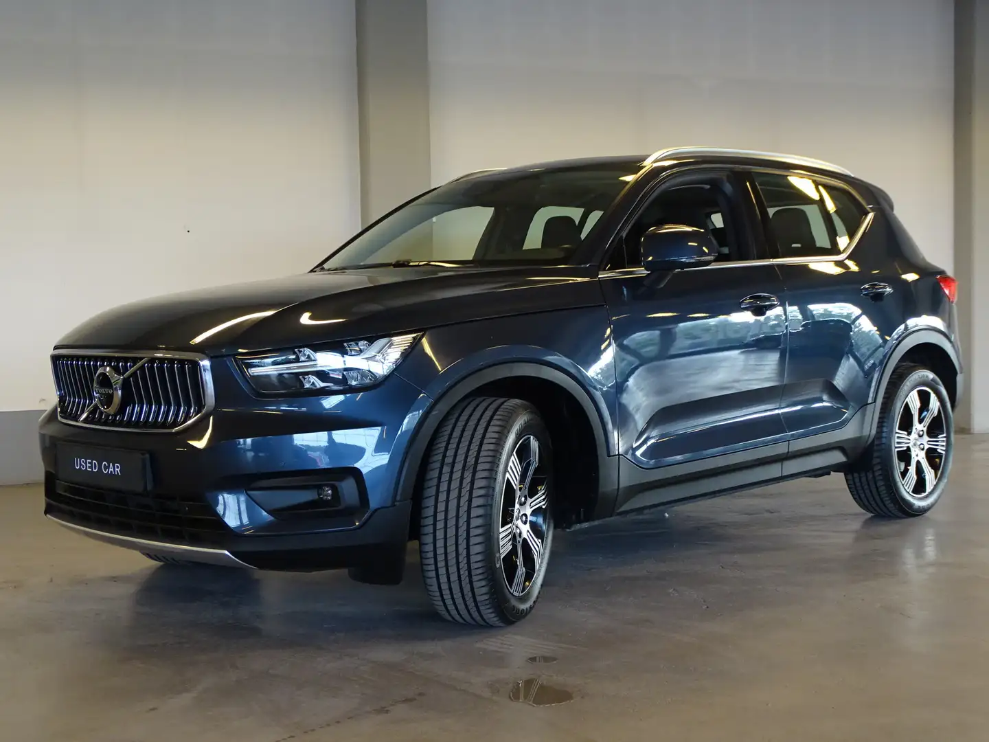 Volvo XC40 1.5 T3 Inscription | ACC | Panoramadak | 360 Kamer Blauw - 1