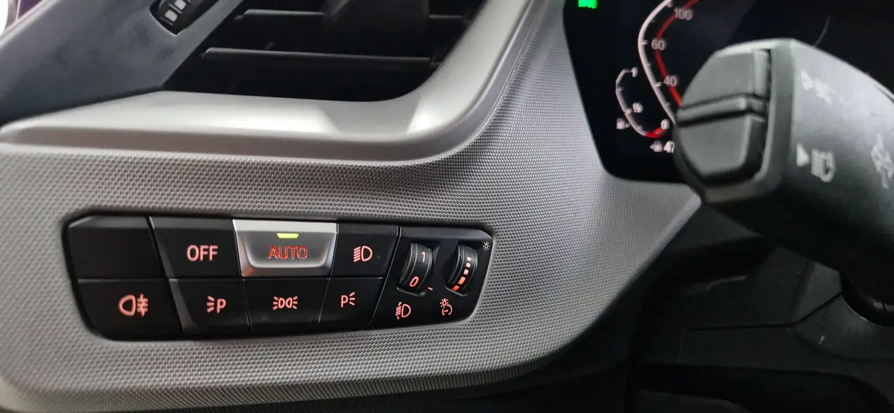 BMW 118 118iA OPF 15