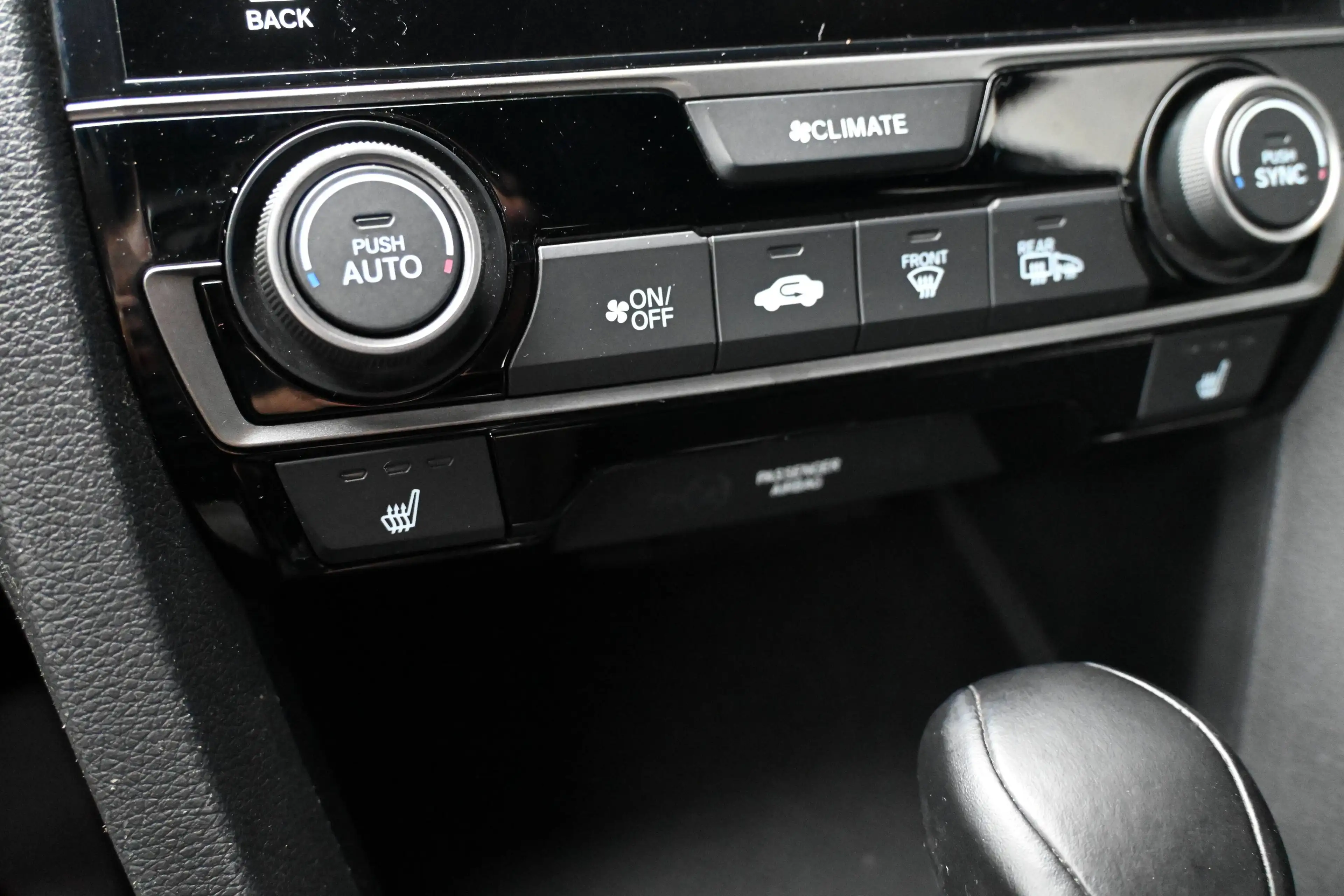 Honda Civic Honda Civic 1.0 CVT Automaat, ACC, Lineassist, Trekh, camera — photo 13
