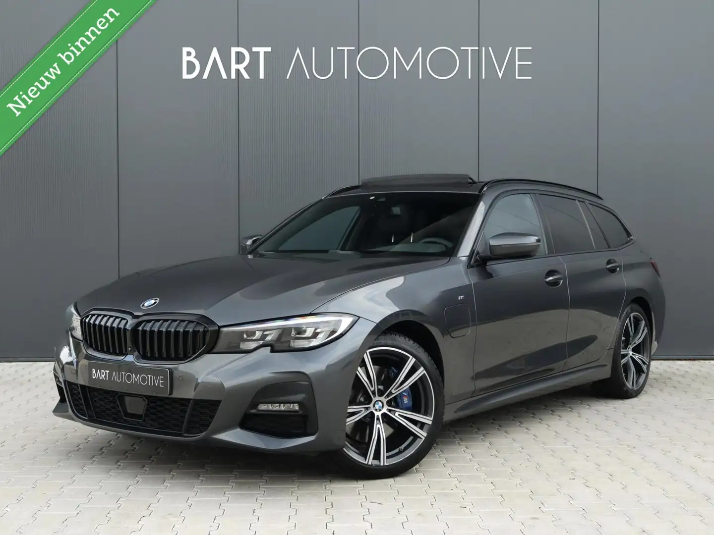 BMW 330 3-serie Touring 330e M Sport|ACC|360|Trekhaak|Pano Grijs - 1