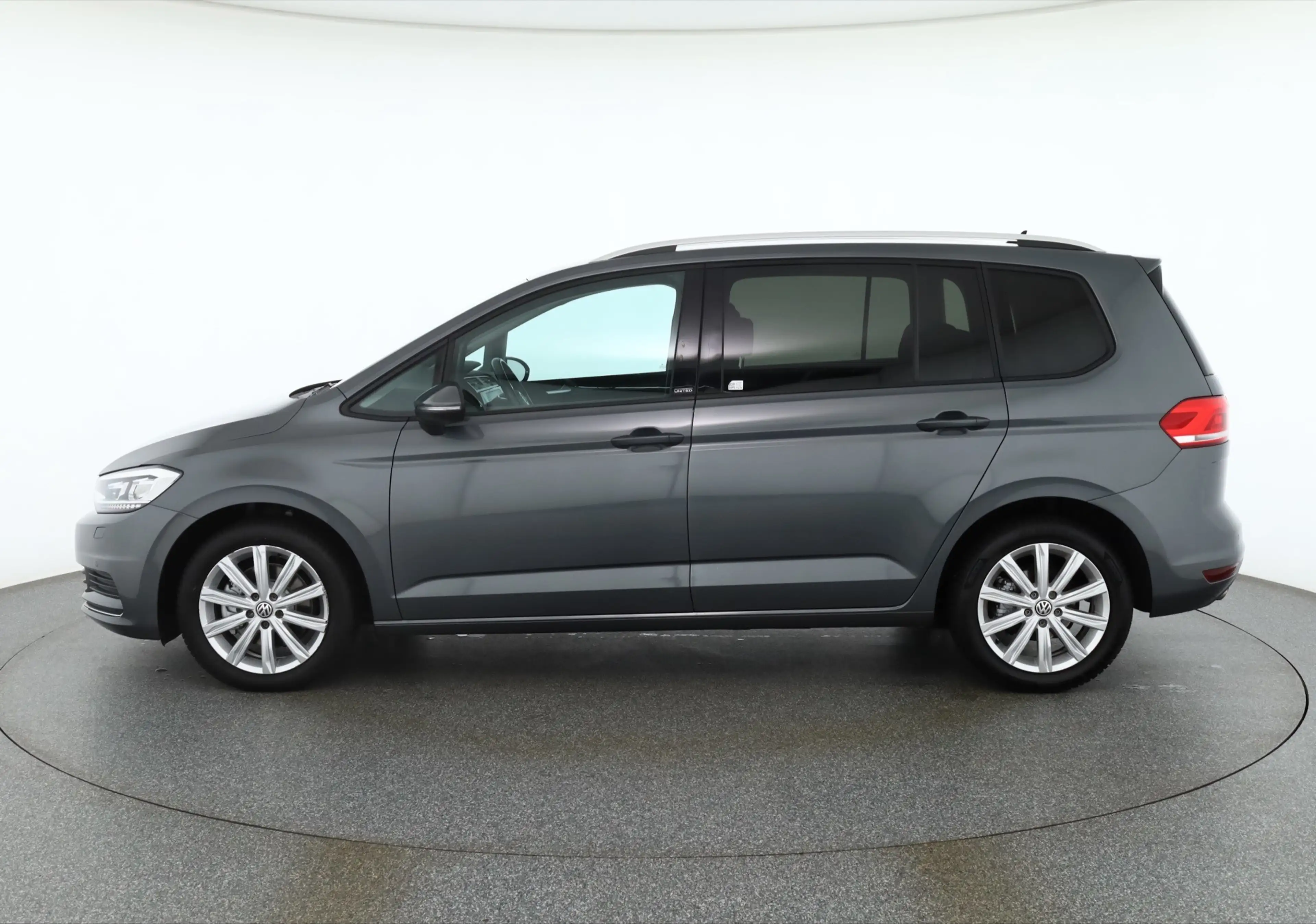 Volkswagen Touran 2.0 TDI United 7-Sitzer LED Navi ACC — photo 2