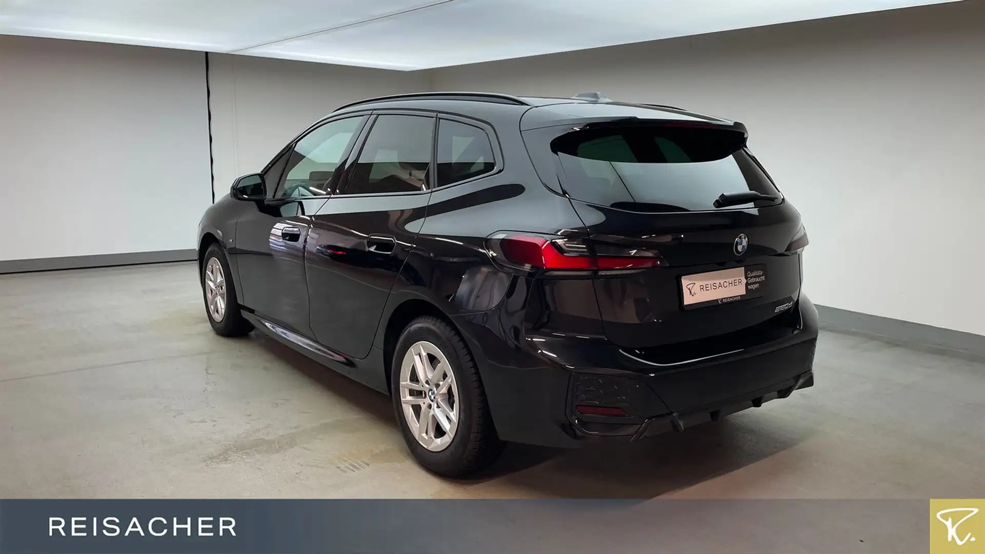 BMW 220 M-Sport LCProf,Pano,AHK,DA+ Schwarz - 2