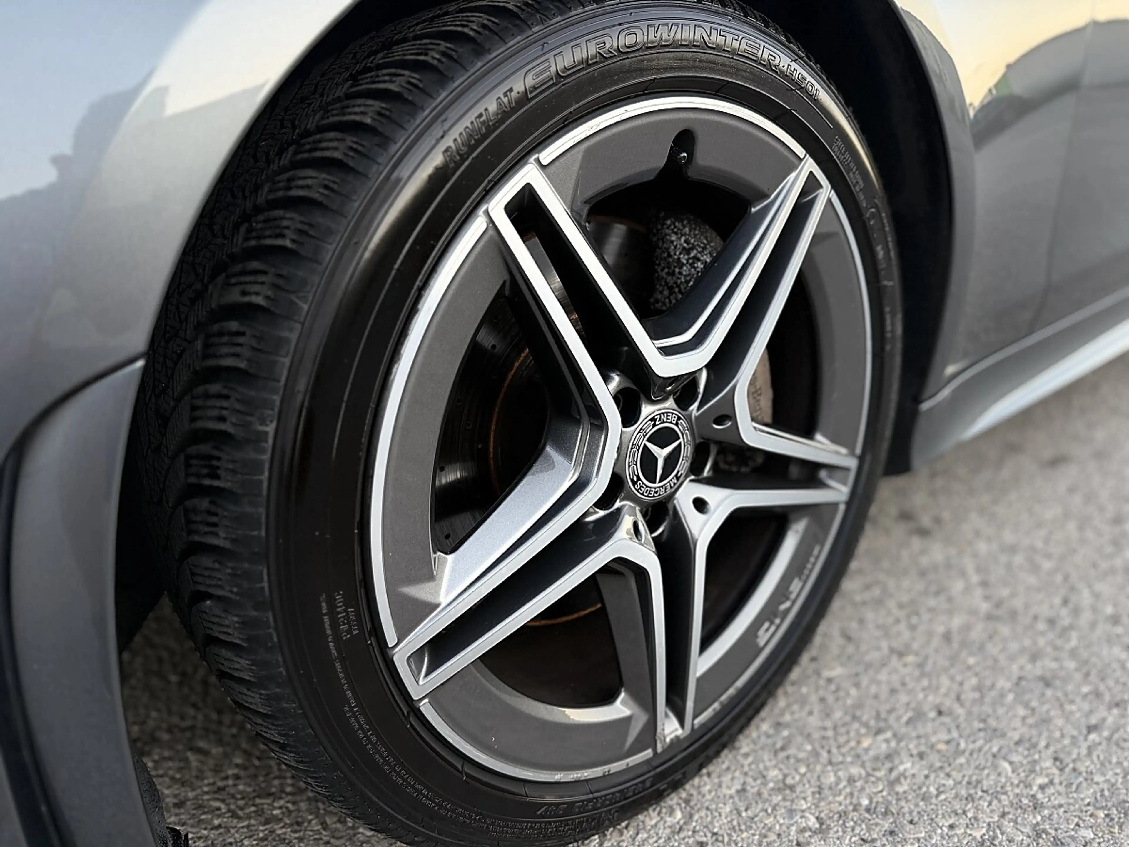 Mercedes-Benz CLS 400 d 4MATIC Aut. Amg — photo 12
