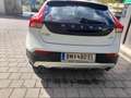 Volvo V40 Cross Country V40 Cross Country D2 Cross Country Edition Cross Country Edition Weiß - thumbnail 4