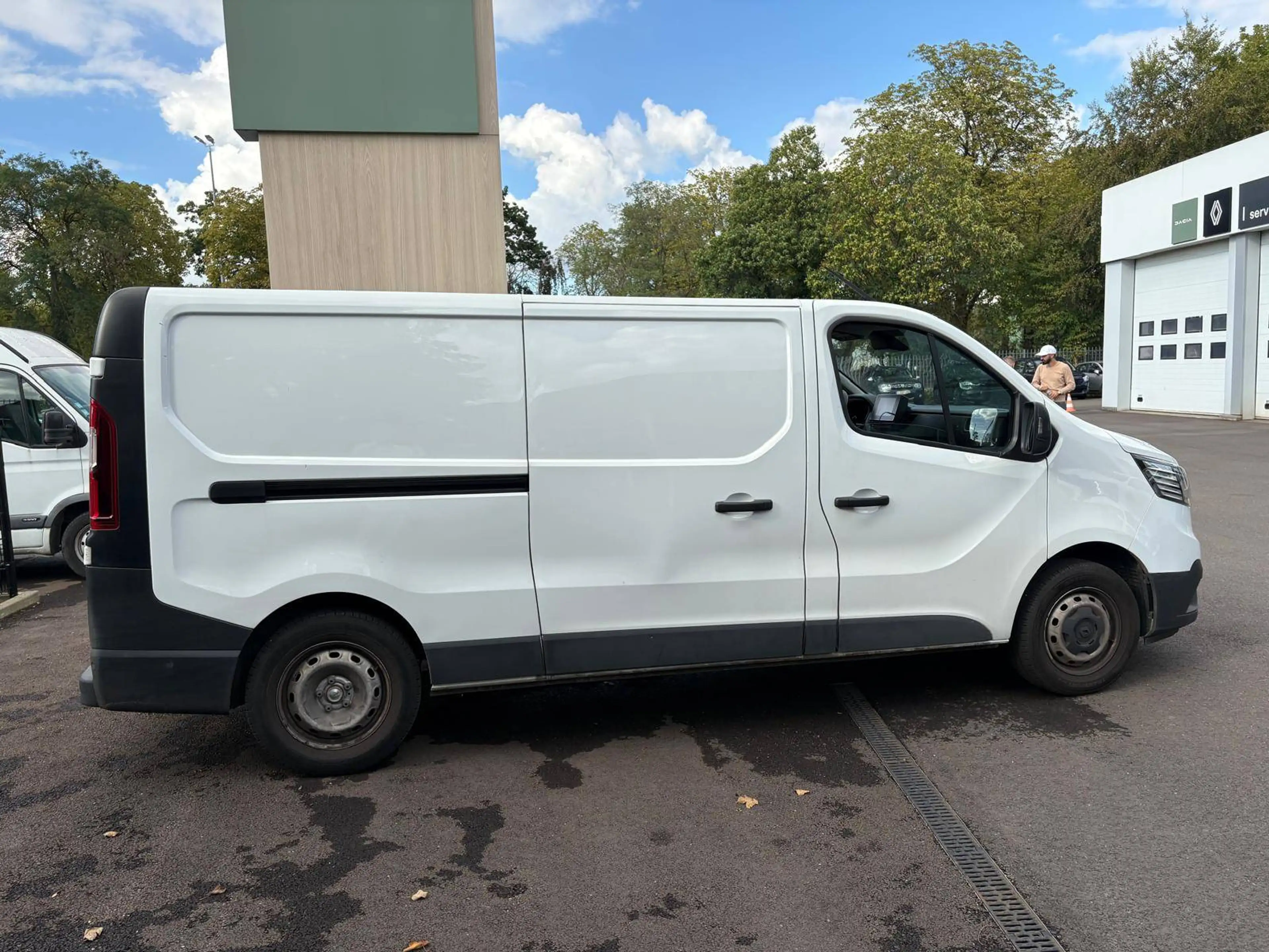 Renault Trafic 2.0 dCi 29 L2H1 Confort (EU6d) — photo 4