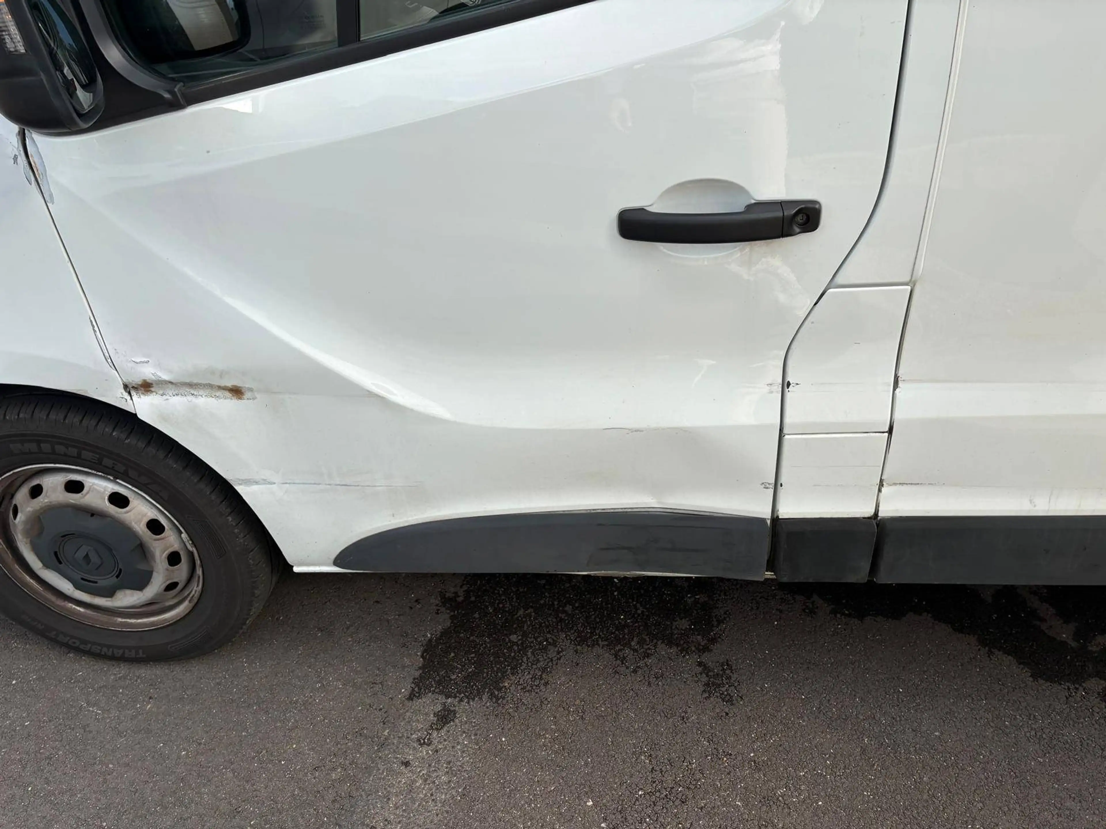 Renault Trafic 2.0 dCi 29 L2H1 Confort (EU6d) — photo 7