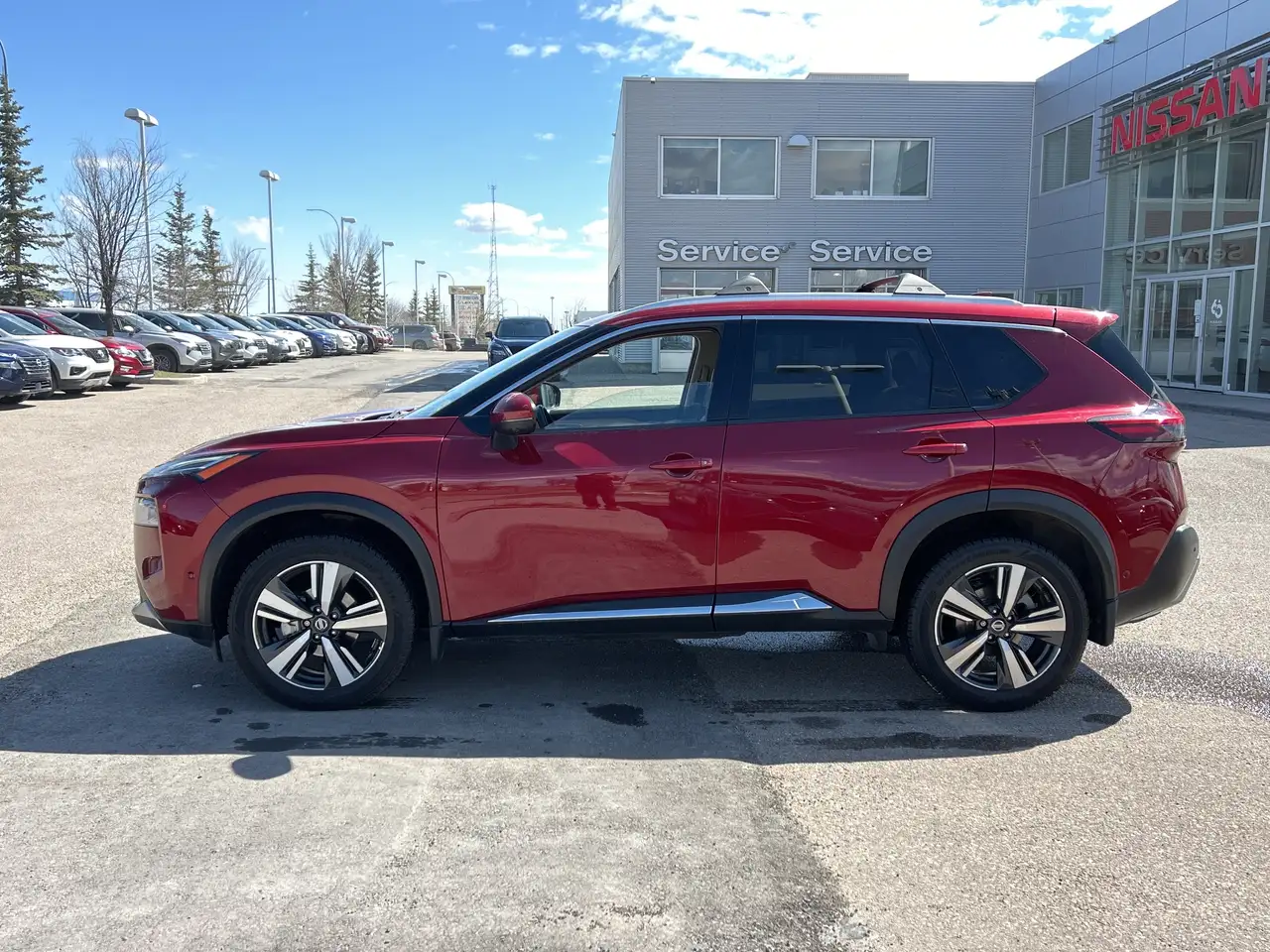 Nissan Rogue снимка Nissan Rogue