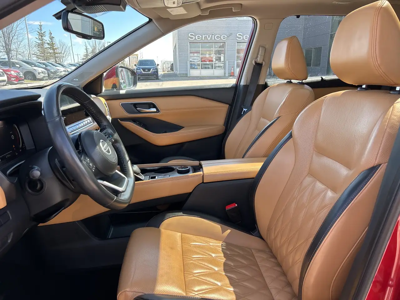 Nissan Rogue снимка Nissan Rogue