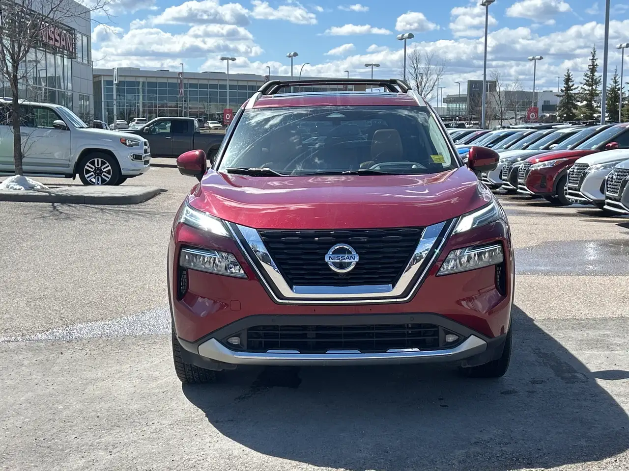 Nissan Rogue снимка Nissan Rogue
