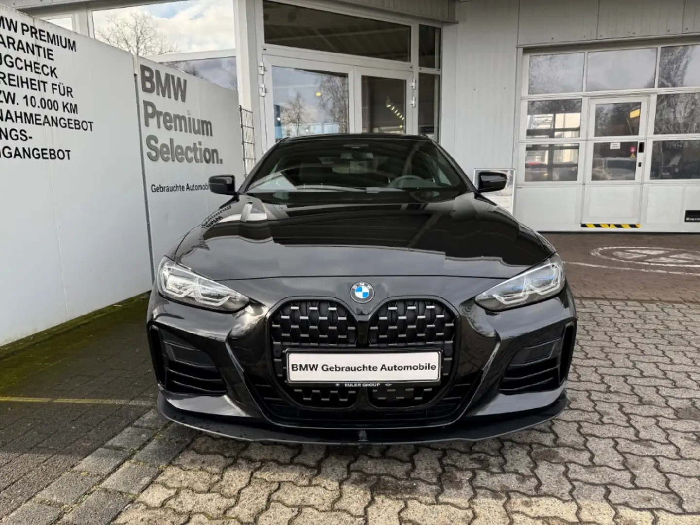 BMW 440 xDrive Coupe M-Sport HUD Pano Navi MemSitze Sounds Negro - 2