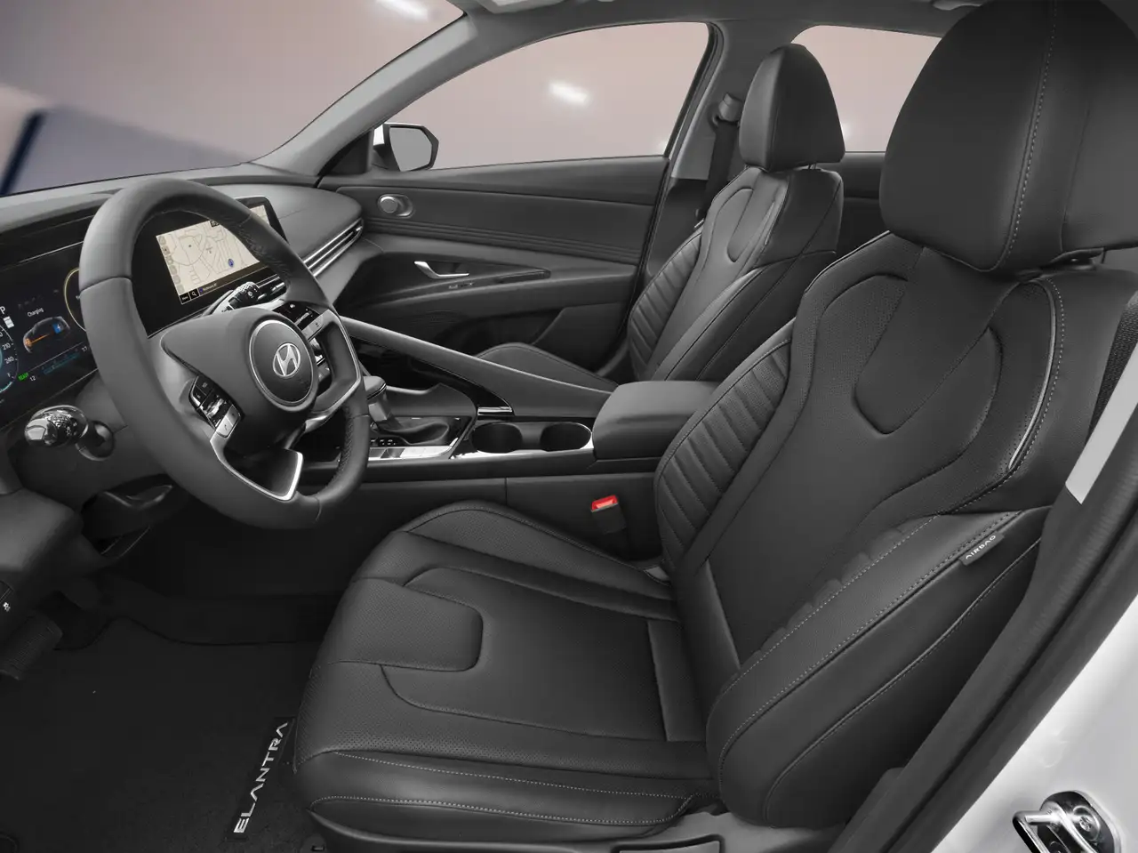 Hyundai ELANTRA photo Hyundai ELANTRA