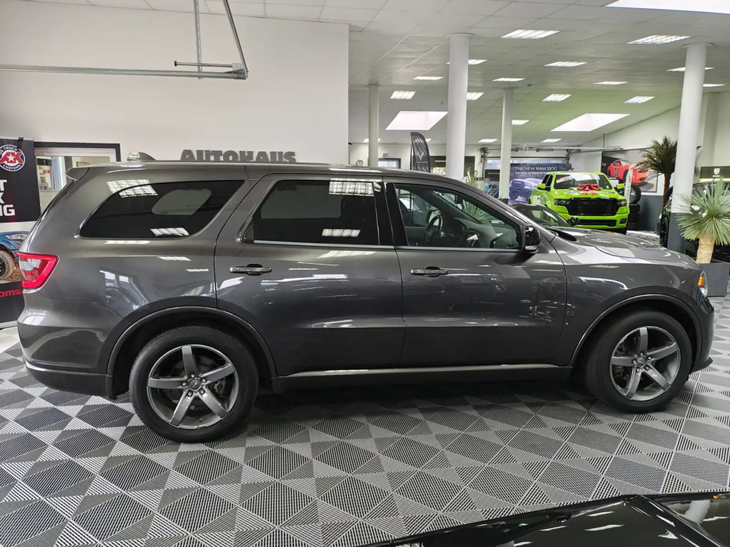 Dodge Durango R/T V8 HEMI 5.7l LPG -Autogas Grau - 2