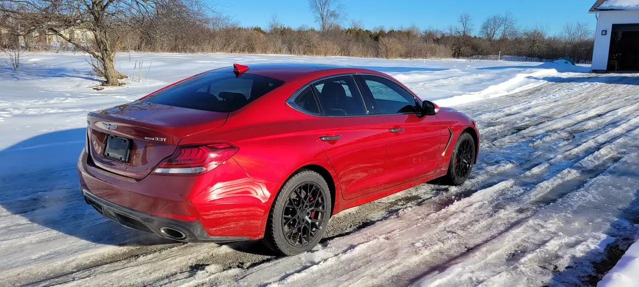 Genesis G70 снимка Genesis G70