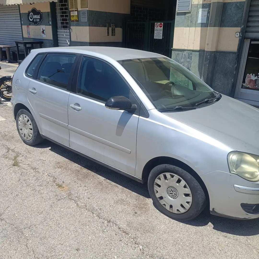 Volkswagen Polo 5p 1.2 Comfortline CL 70cv - 2