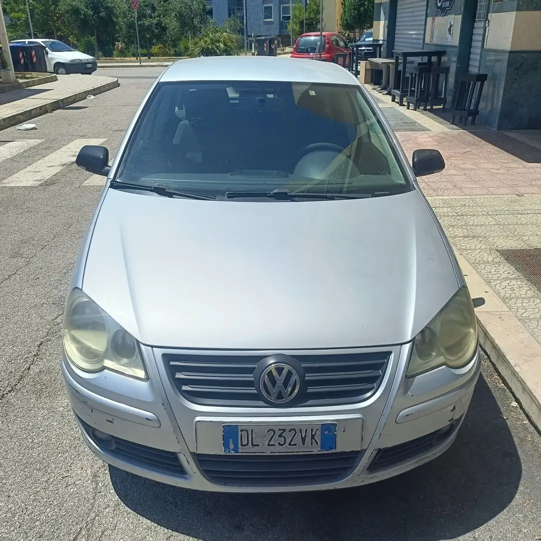 Volkswagen Polo 5p 1.2 Comfortline CL 70cv - 1