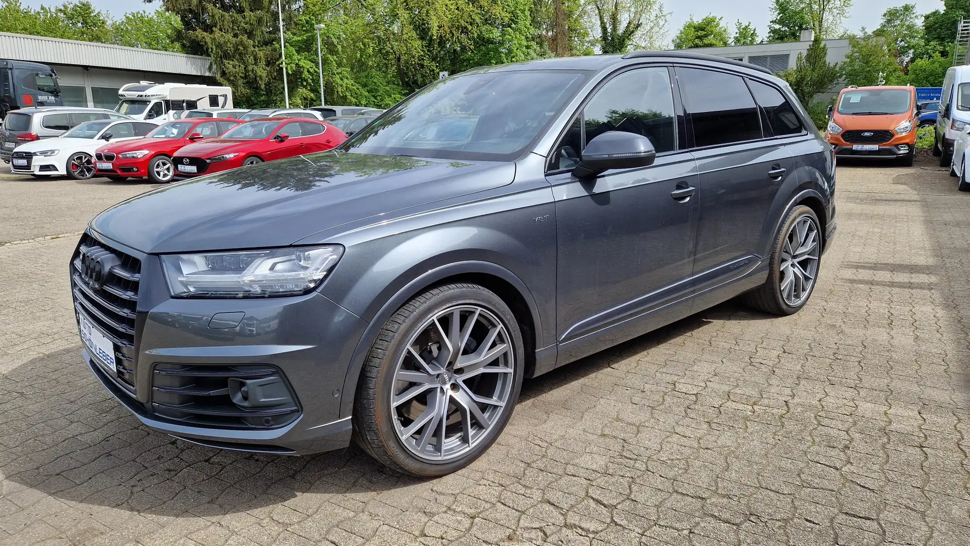 Audi SQ7 4.0 TDI quattro*LED*7-Sitze*Pano*4xSHZ*AHK*Massage Grau - 1