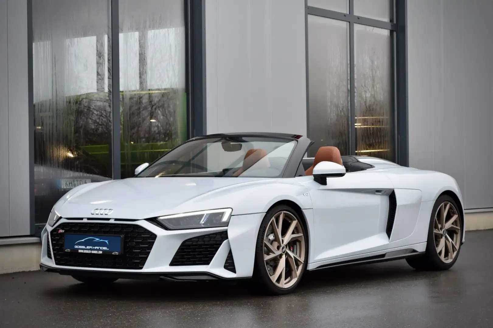 Audi R8 SPYDER 5.2 FSI RWD KAMERA NAPPA B&O GARANTIE Szary - 1