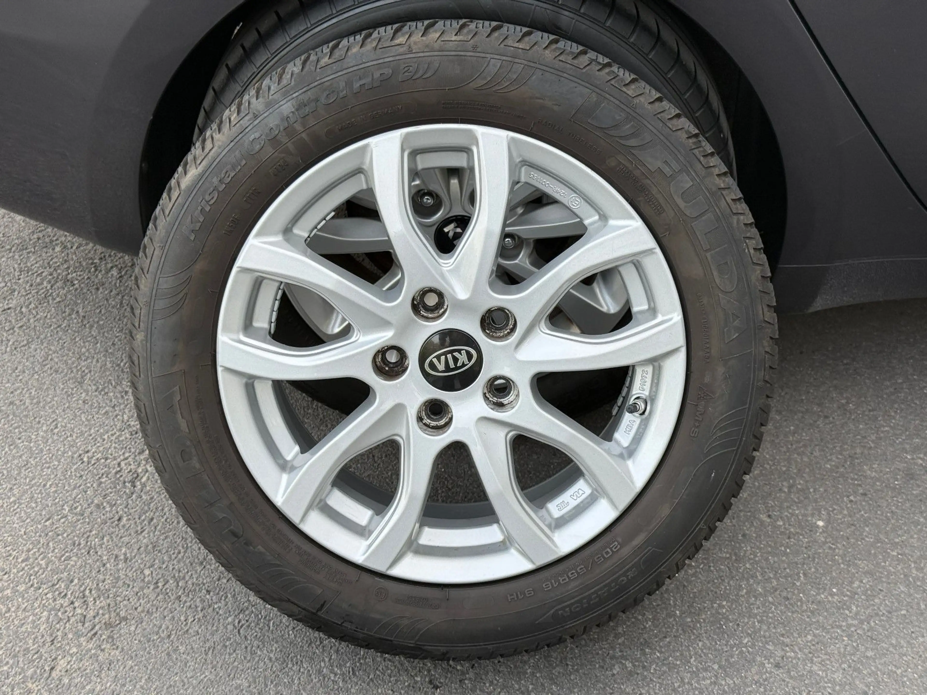 Kia Ceed SW / cee'd SW Cee'd Sportswagon UEFA Euro 2016 Navi PDC Kamera — photo 8