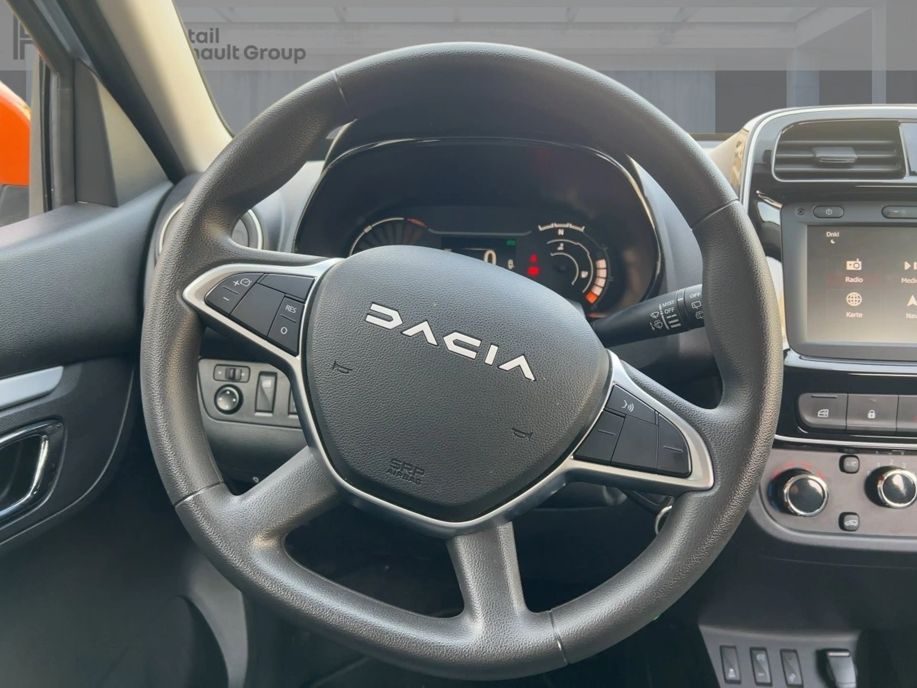 Dacia Spring Essential Elektric 45 — photo 11