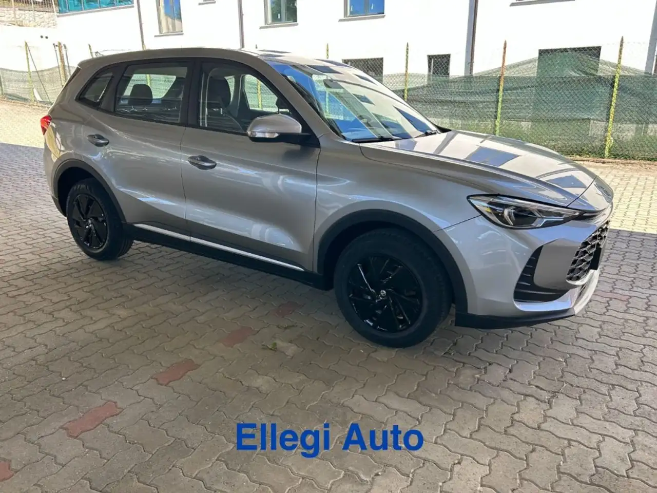 MG ZS