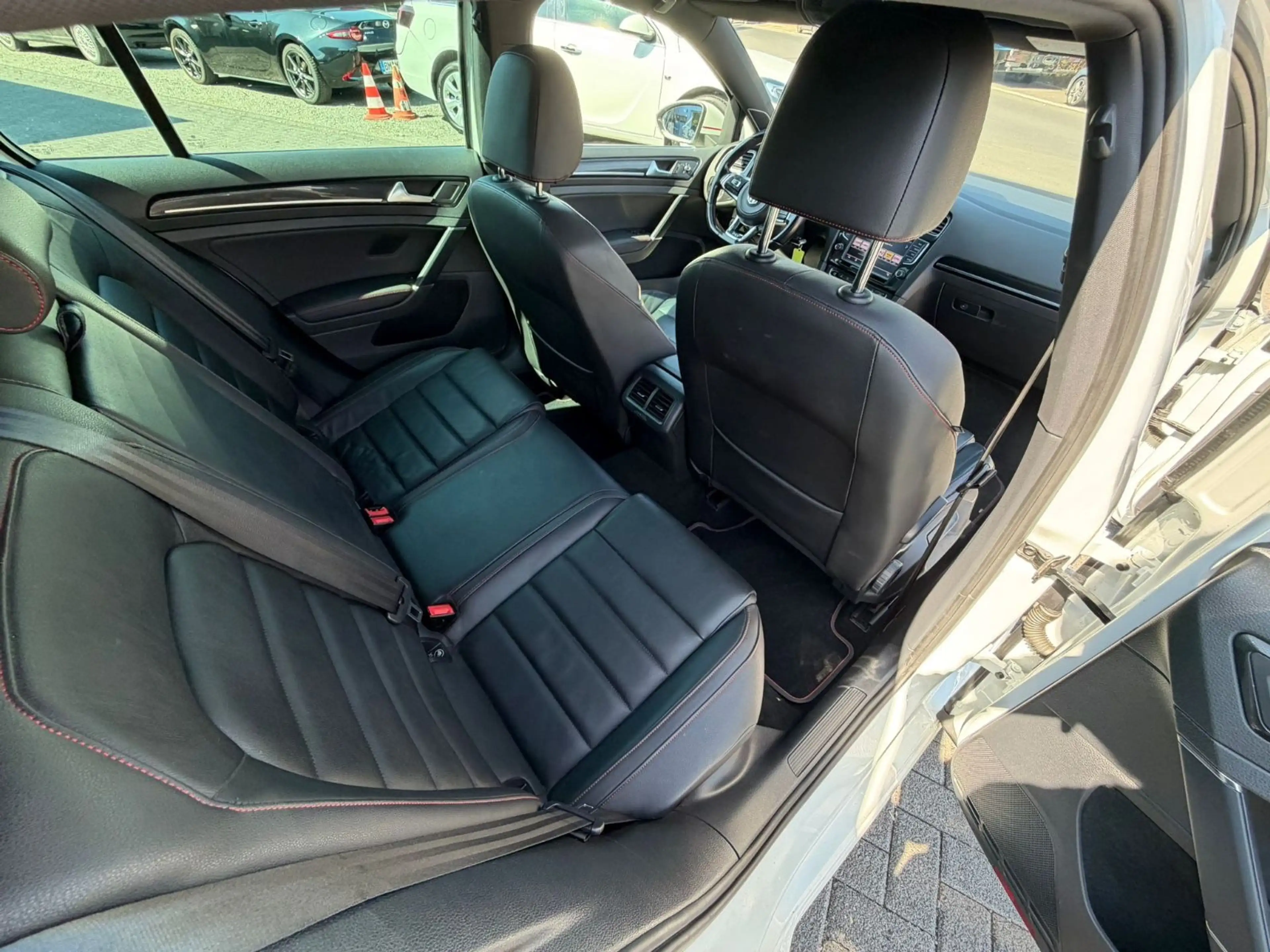 Volkswagen Golf VII Lim. GTI Performance BMT — photo 7