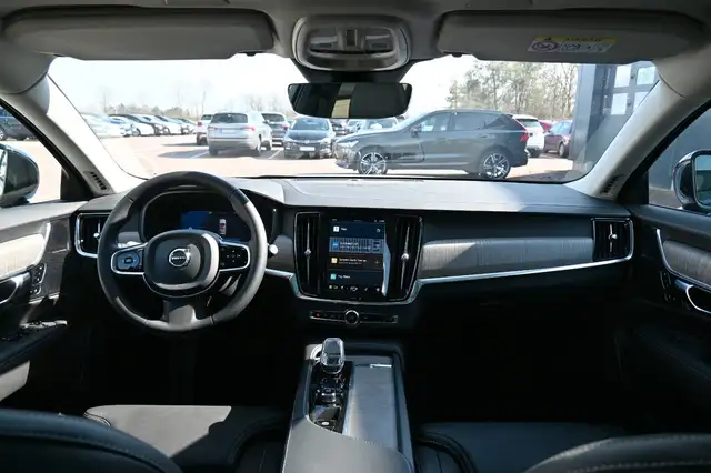 Volvo V90 view 15