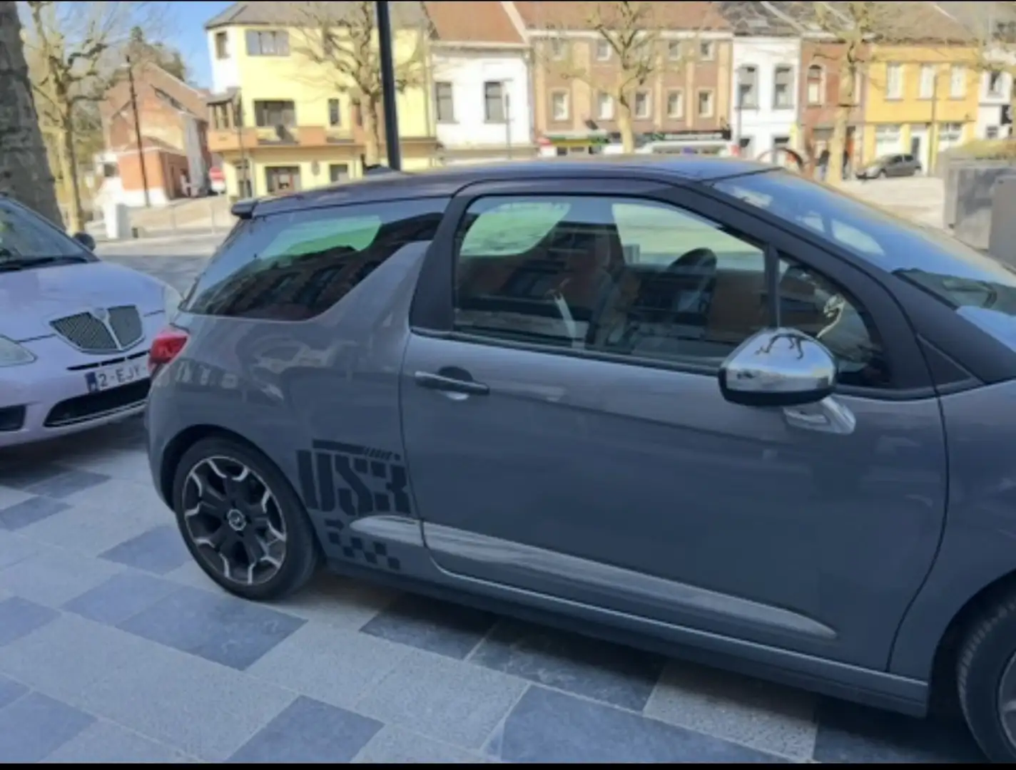 DS Automobiles DS 3 citroen ds3 - 2