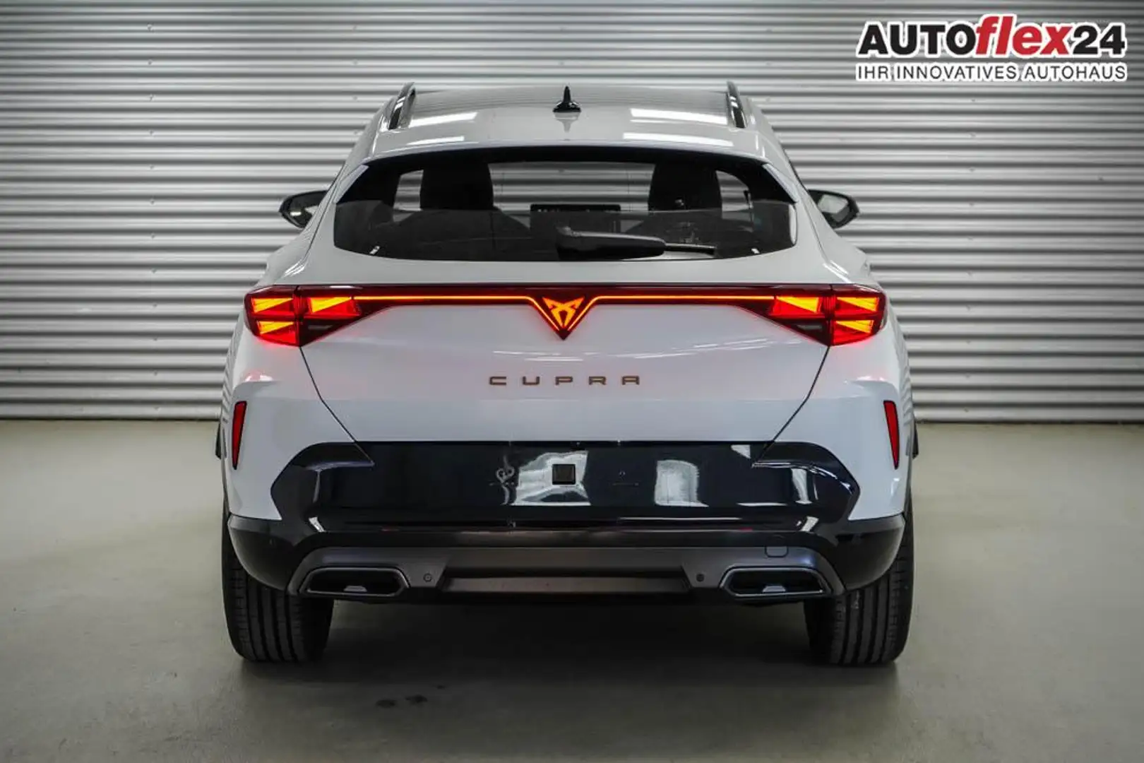 CUPRA Formentor 1,5 eTSI DSG - LAGER 110 kW (150 PS), Automatik Alb - 2