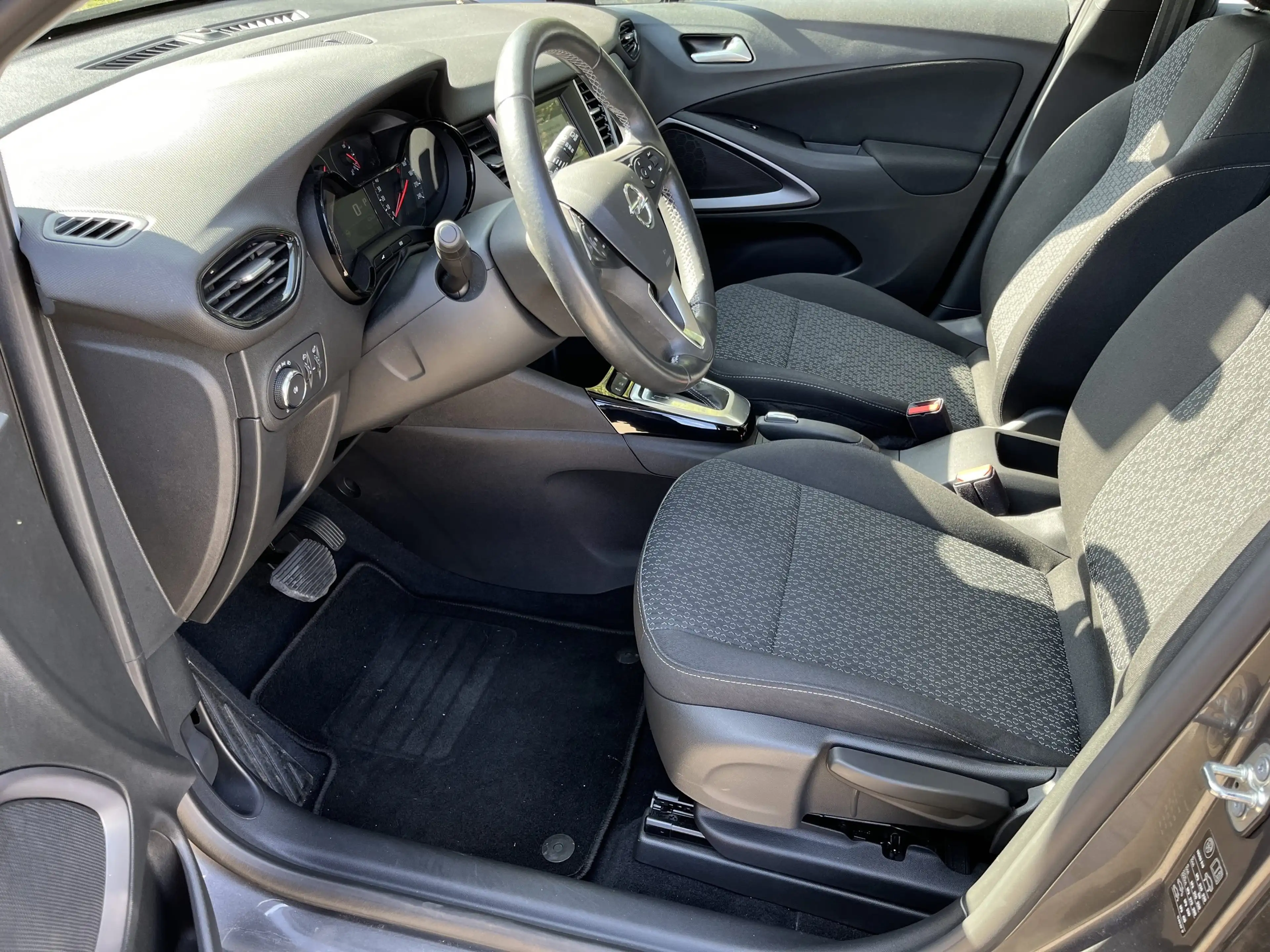 Opel Crossland 1.2 Turbo Enjoy LED+SHZ+Fernlichtass. — photo 13