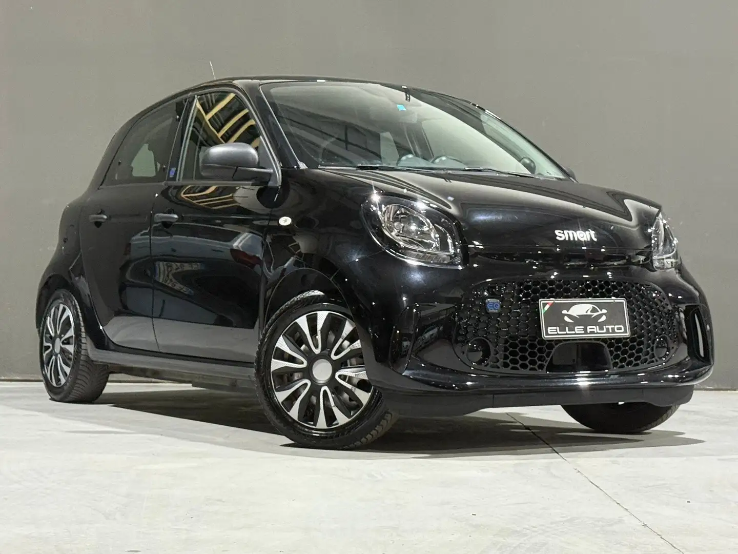 smart forFour Forfour eq Passion 22kW Noir - 1