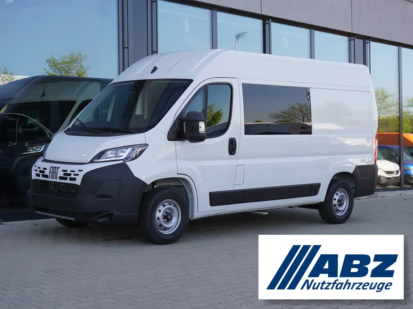 Fiat Ducato L2H2 / Multicab 7-Sitzer / 10-Zoll-Navi Blanc - 1
