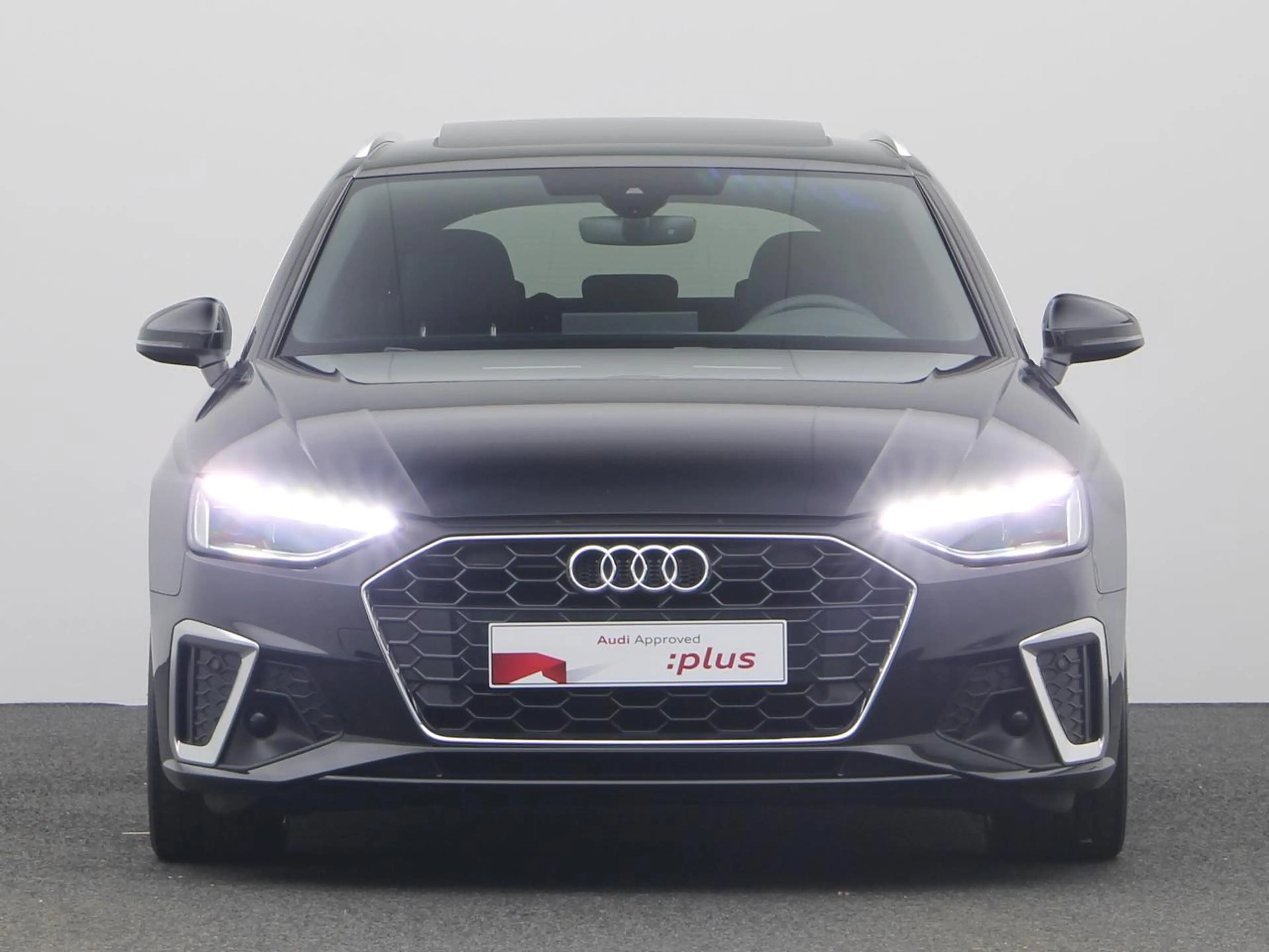 Audi A4 2.0 TDi S-TRONIC PANORAMISCH SCHUIFDAK — photo 5