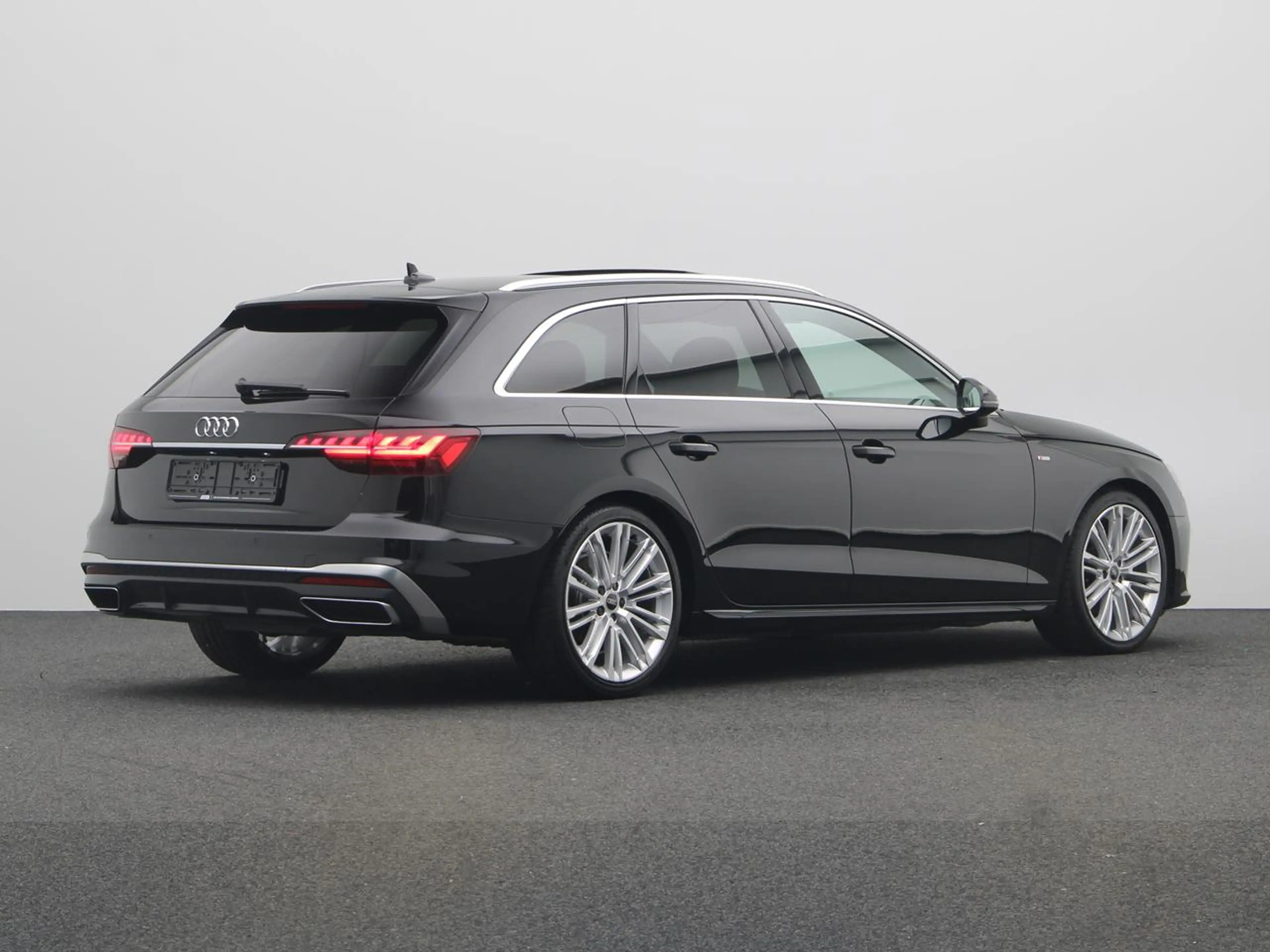 Audi A4 2.0 TDi S-TRONIC PANORAMISCH SCHUIFDAK — photo 2