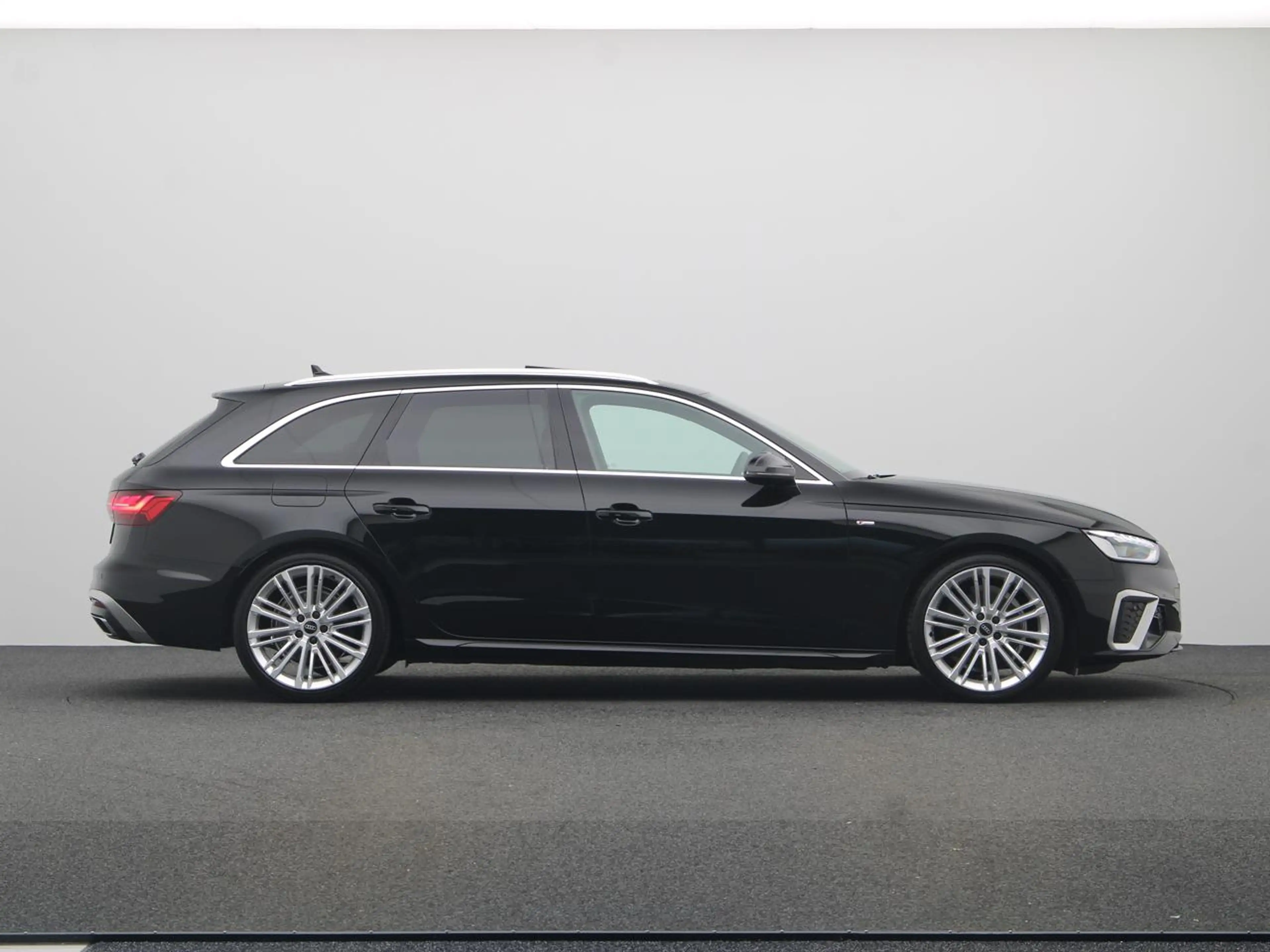Audi A4 2.0 TDi S-TRONIC PANORAMISCH SCHUIFDAK — photo 7