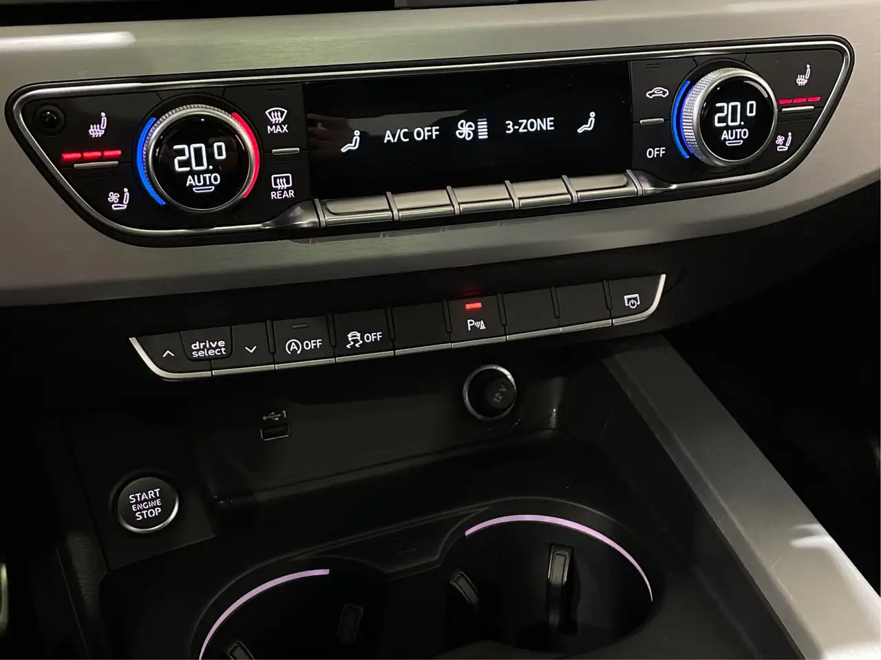 Audi A4 снимка Audi A4