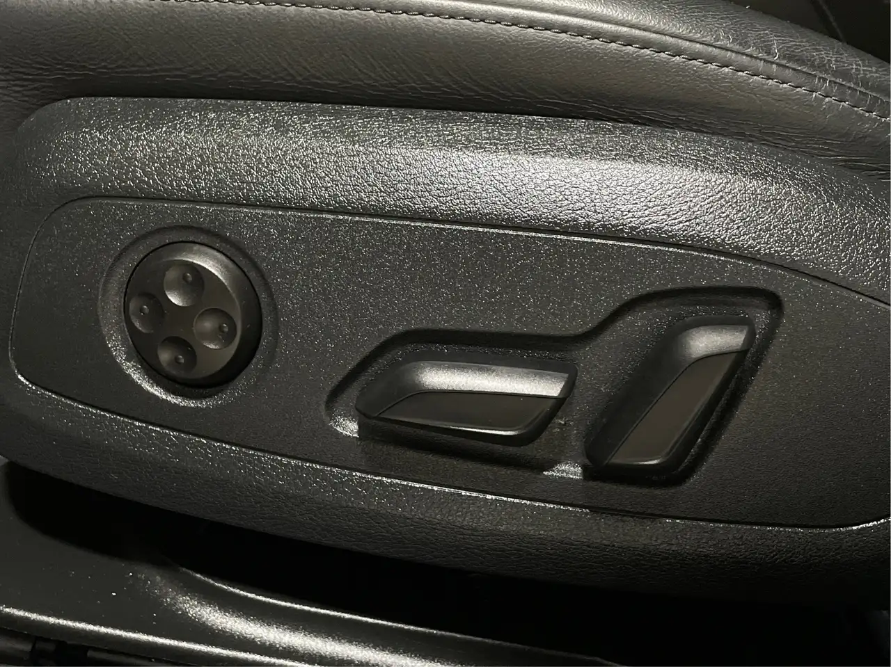 Audi A4 снимка Audi A4