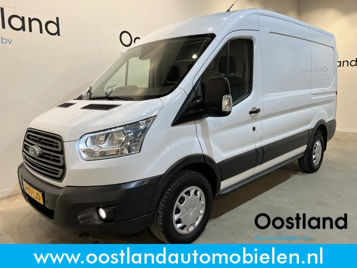 Ford Transit 2.0 TDCI L2H2 130 PK Trend / Euro 6 / Airco / Crui Weiß - 1