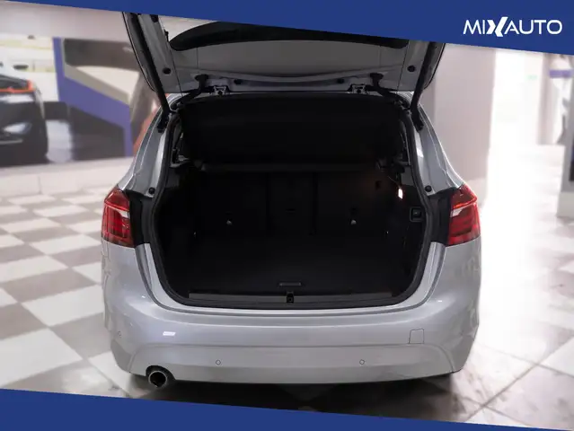 BMW 2 Series view 7