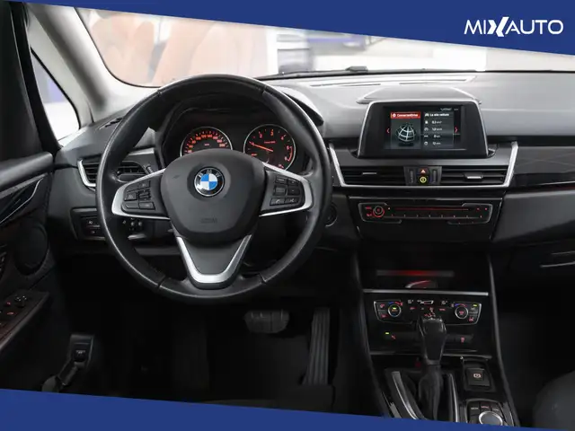 BMW 2 Series view 11
