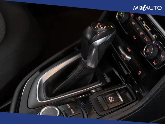 BMW 2 Series view 13