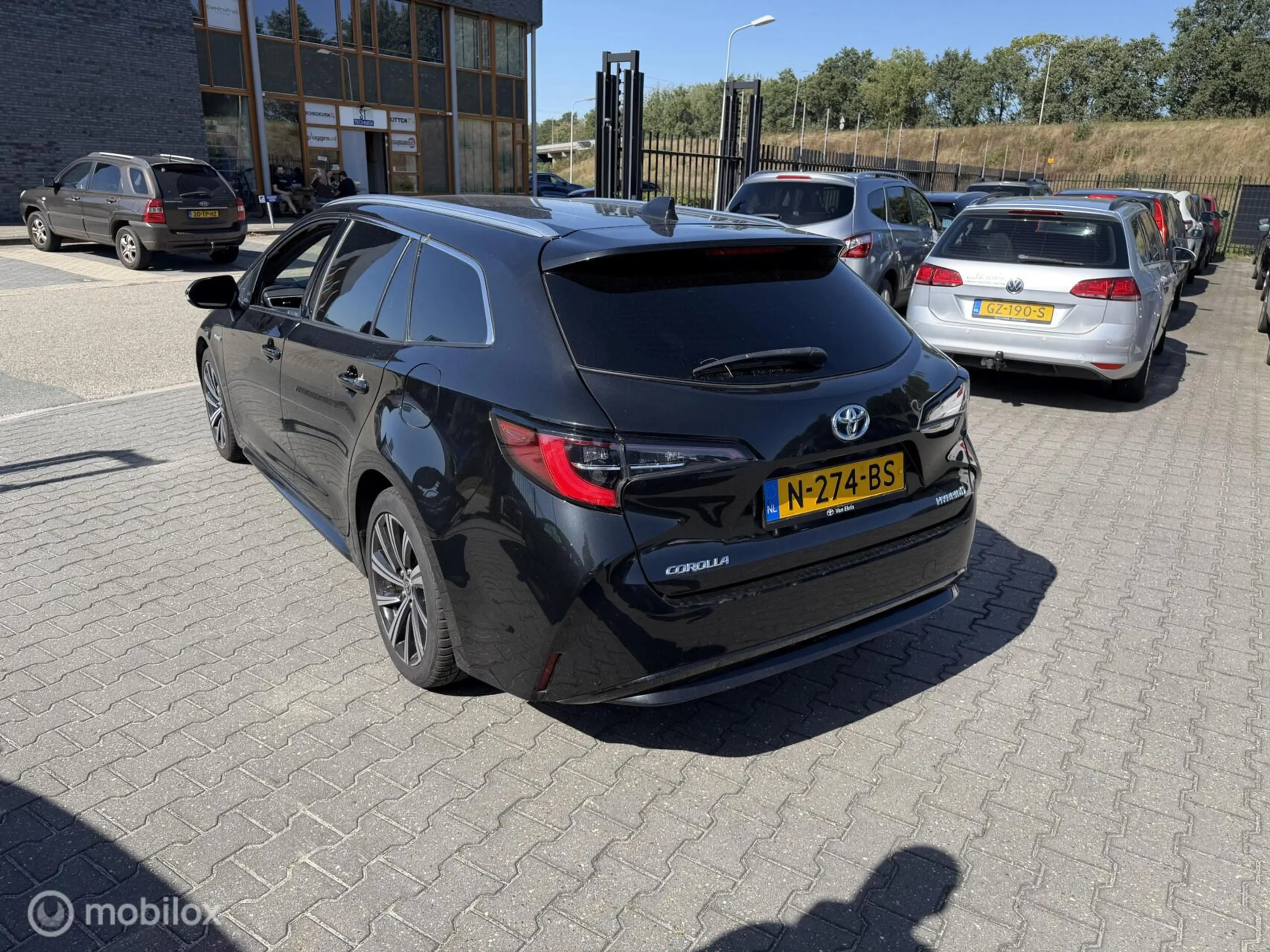 Toyota Corolla Touring Sports 1.8 Hybrid Business Plus BTW — photo 4